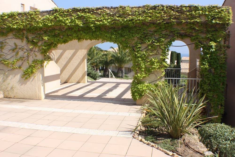 Foto 13 von 30: Renovierte Wohnung 3P Rdj in Wohnanlage mit Pool-Beach Walk-Free Wifi