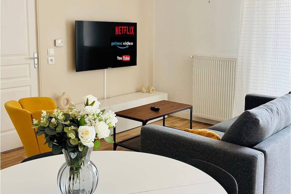 Cosy, quiet T2 + balcony, parking, Netflix 1