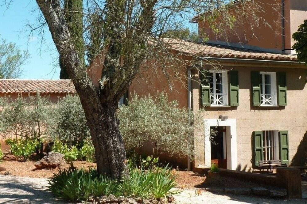 Foto 11 von 29: Provenzalisches Landhaus mit Swimmingpool auf Grundstück aus dem 18. Jahrhundert