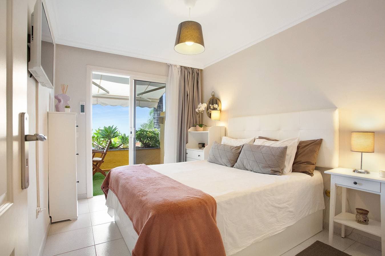 Foto 11 von 33: Ferienwohnung 'Casa Ana' mit Meerblick, Gemeinschaftspool und WLAN