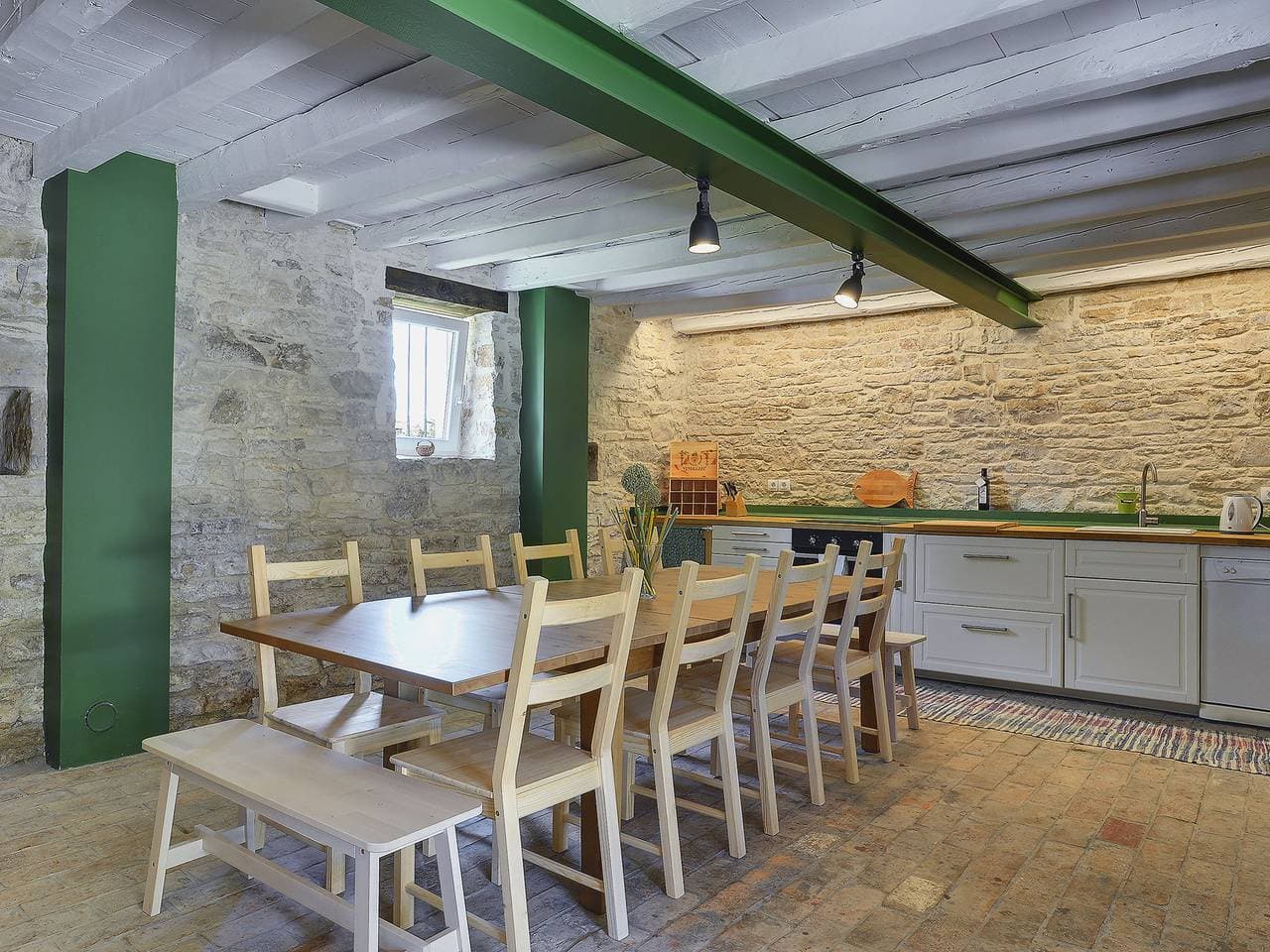 Foto 12 von 34: Ferienhaus Svetvincenat mit Pool