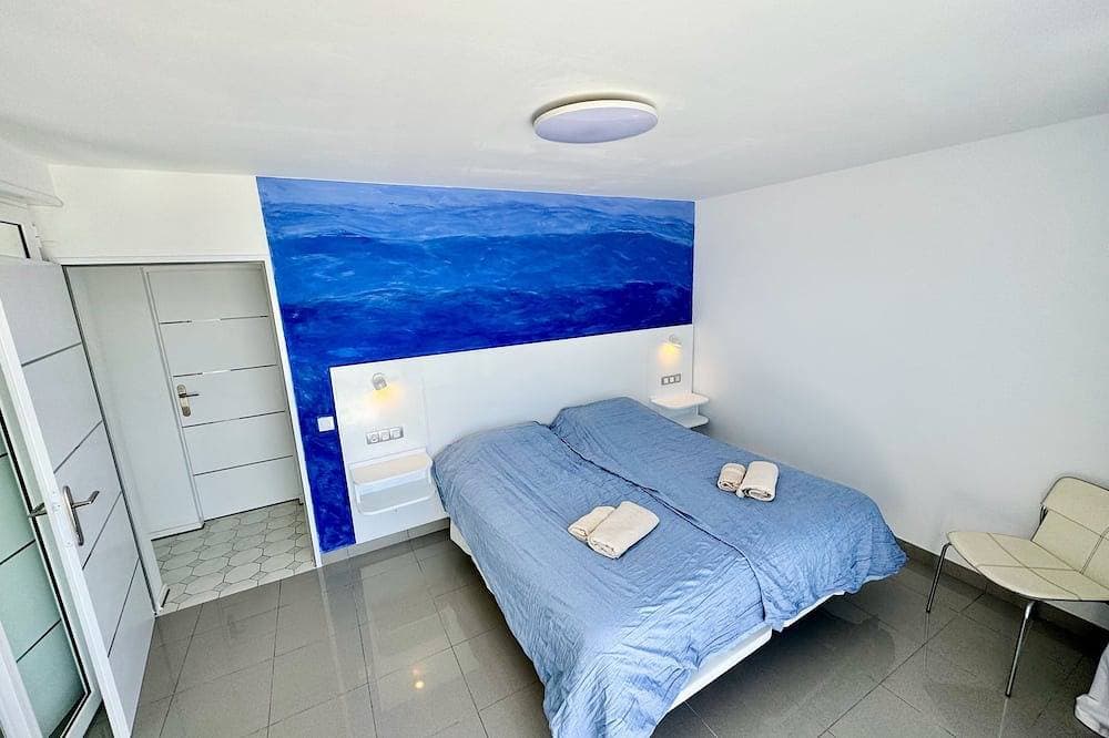 Foto 2 von 24: 2-Zimmer-Apartment, 50 Meter zum Strand, Panorama-Meerblick