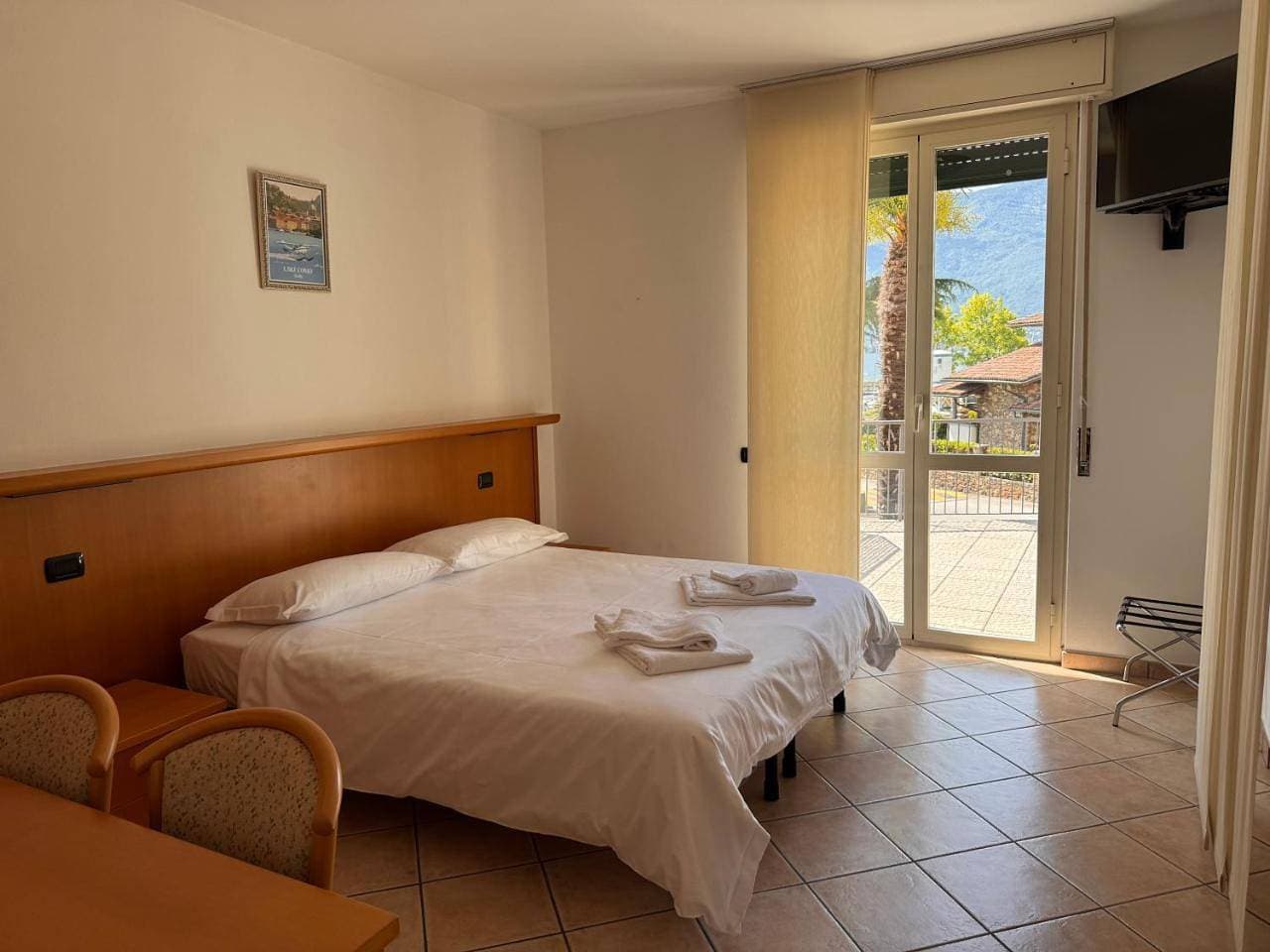Foto 6 von 13: Double Room with Lake View