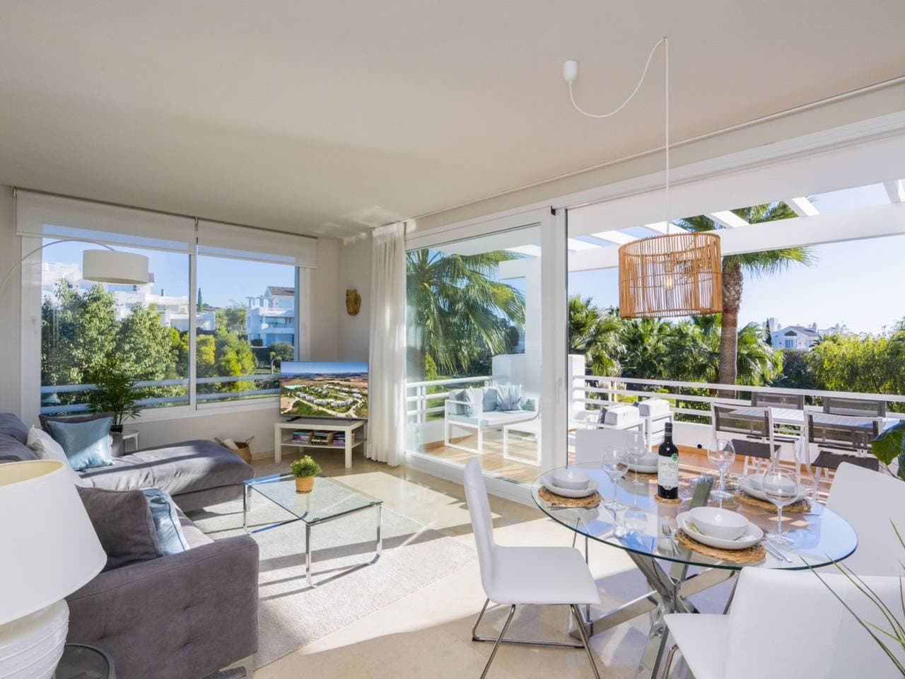 Modernes 2-Zimmer-Apartment mit WLAN und Parkplatz in Casares 1