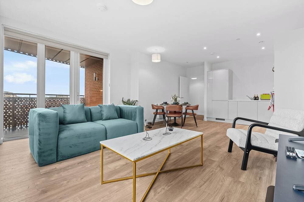 Foto 11 von 22: Modern & Comfortable 2Br | 12 mins to Heathrow & 30 mins to Waterloo