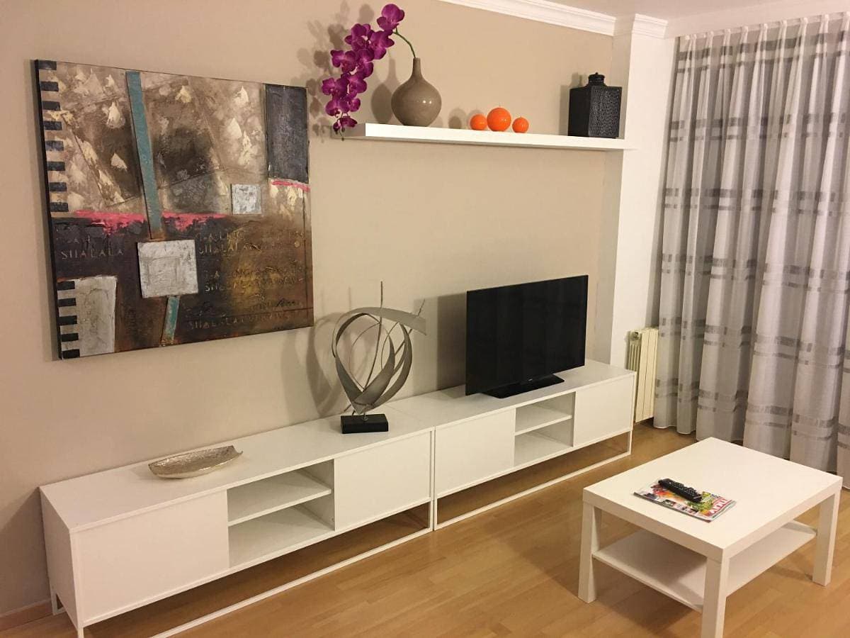 Foto 2 von 5: Three-Bedroom Apartment