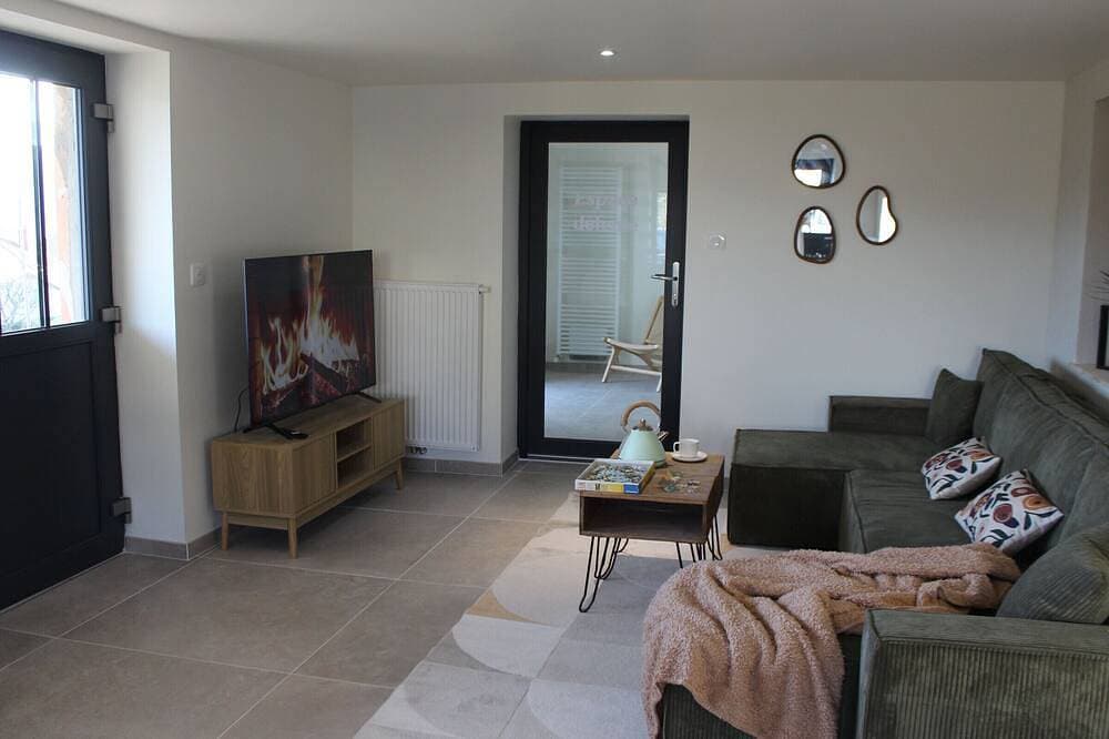 Foto 9 von 30: Mid-Century Aufenthalt in Val-d'Ajol mit Parkplatz und Haustiere Willkommen