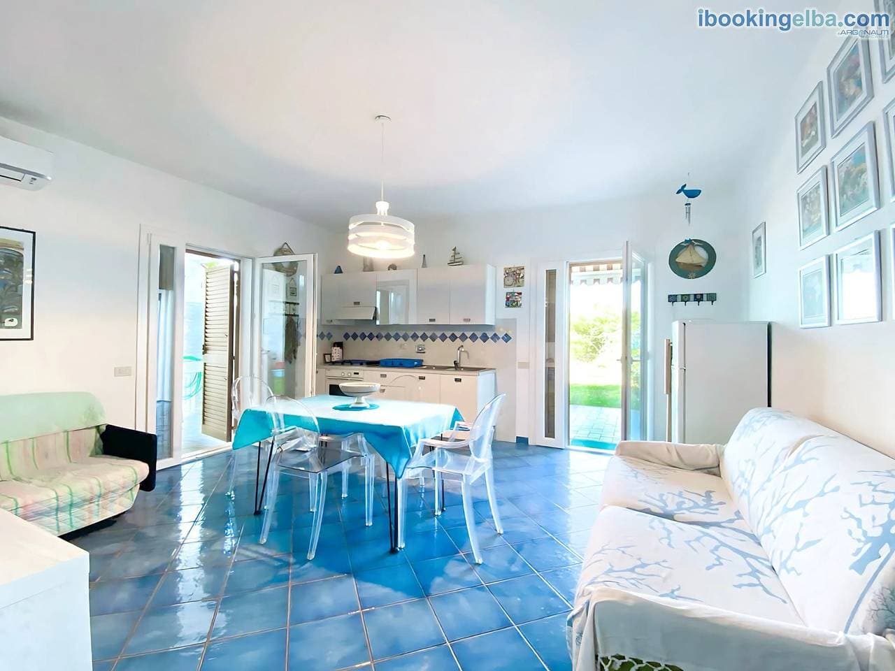 Foto 9 von 40: Ferienwohnung für 4 Personen mit Garten