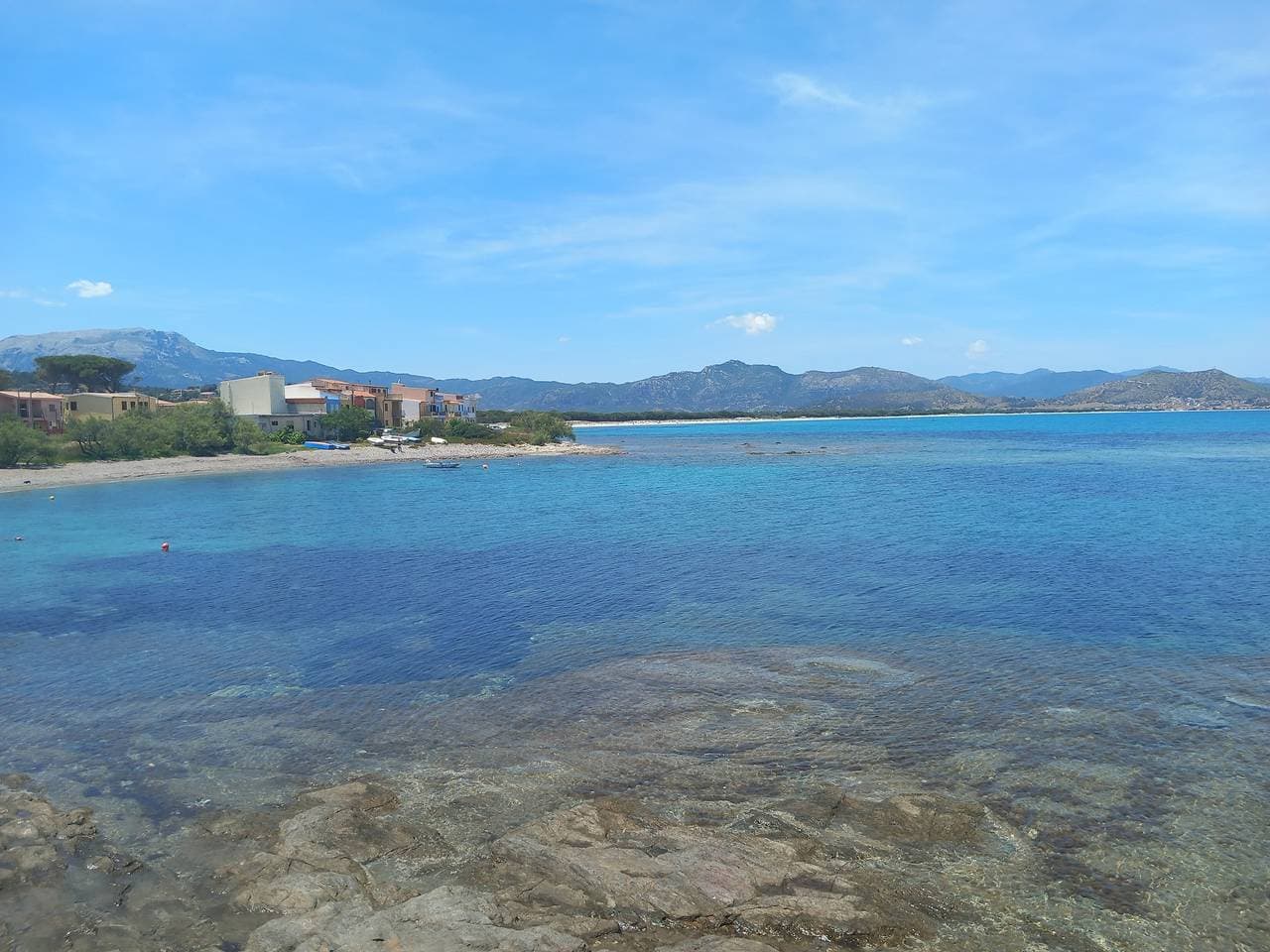 Foto 3 von 25: Herrliche unabhängige Villa, nahe dem Meer