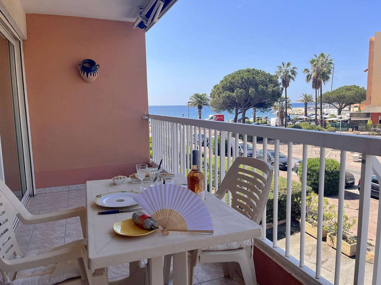 2-Zimmer Wohnung strandnah mit Garage, Fréjus 1