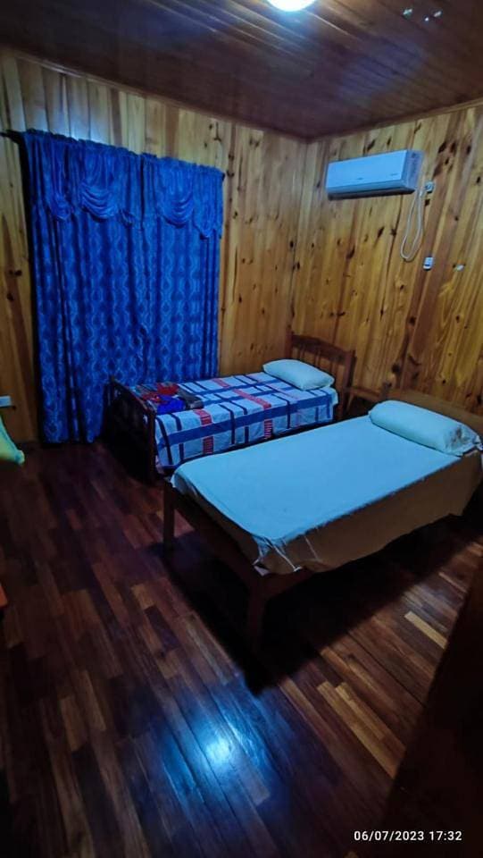 Foto 9 von 21: Three-Bedroom Chalet