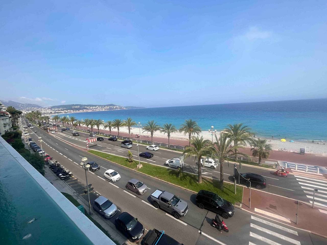 Foto 4 von 10: Charmantes Studio-Apartment mit Meerblick in Nizza, Frankreich