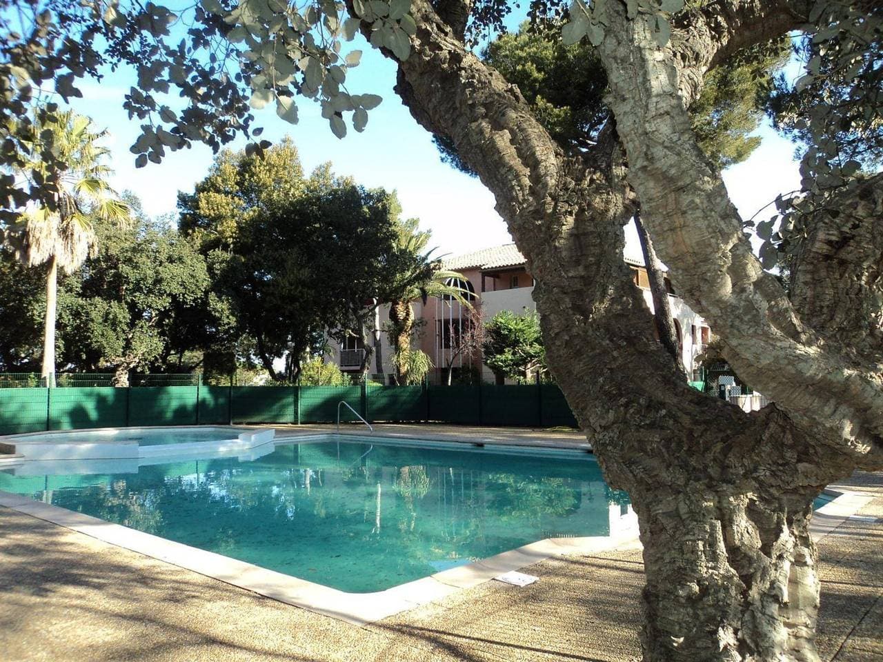 Studio cabine avec piscine, tennis, parking privé à 400m de la plage - 4 couchages 1
