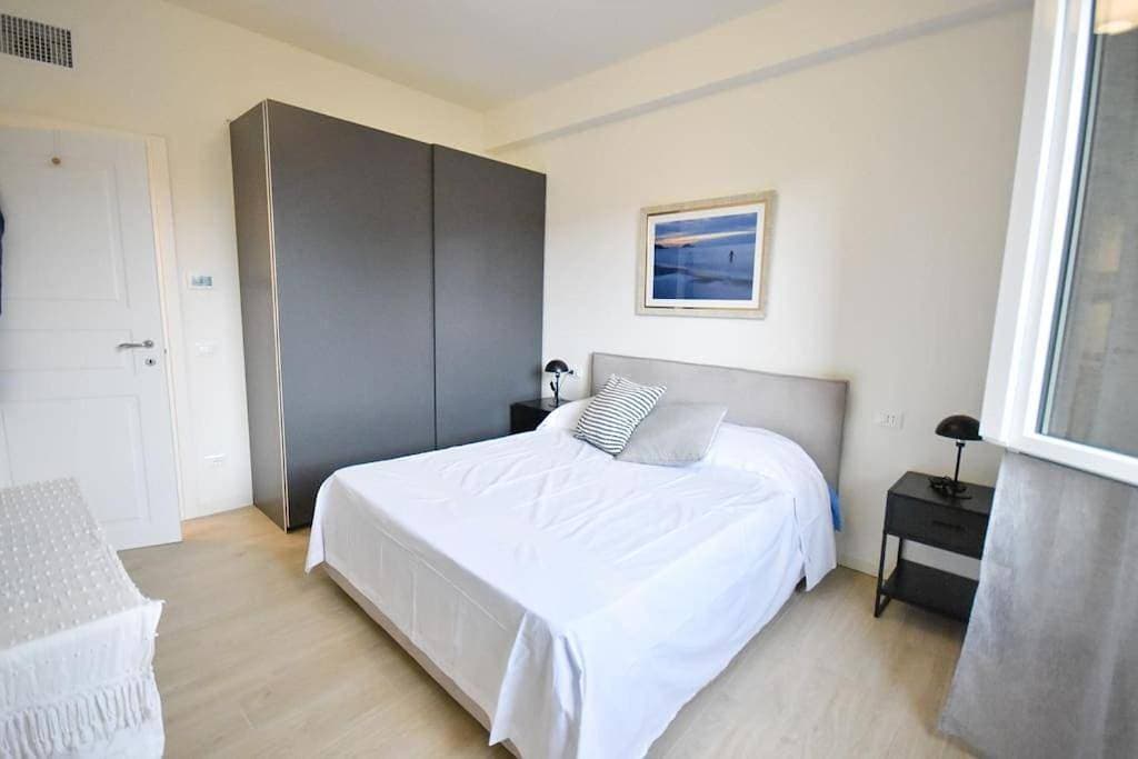 Foto 5 von 18: Two-Bedroom Apartment
