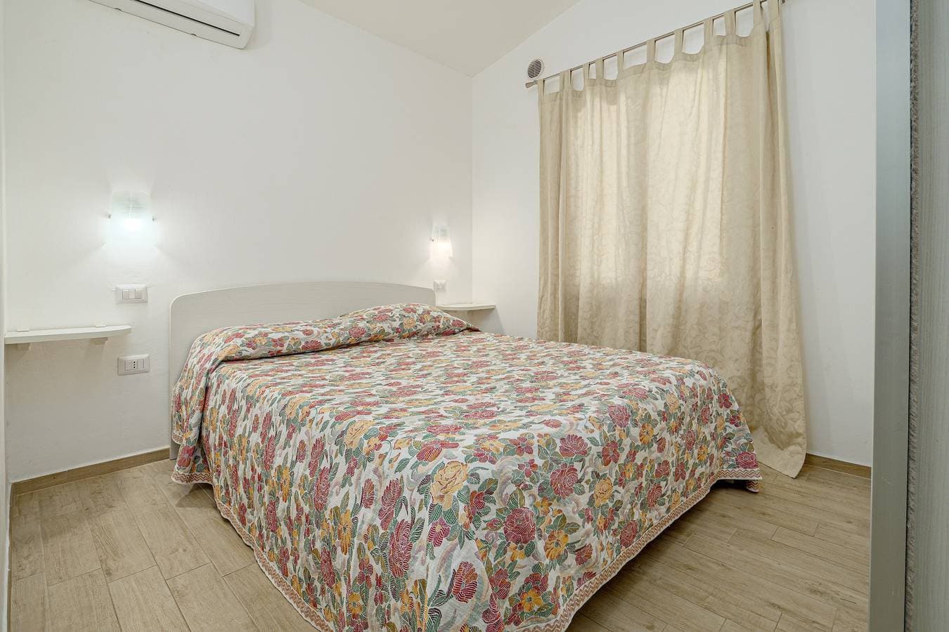 Foto 8 von 20: Ferienhaus 'Confortevole Caposchiera' mit privater Terrasse, WLAN und Klimaanlage