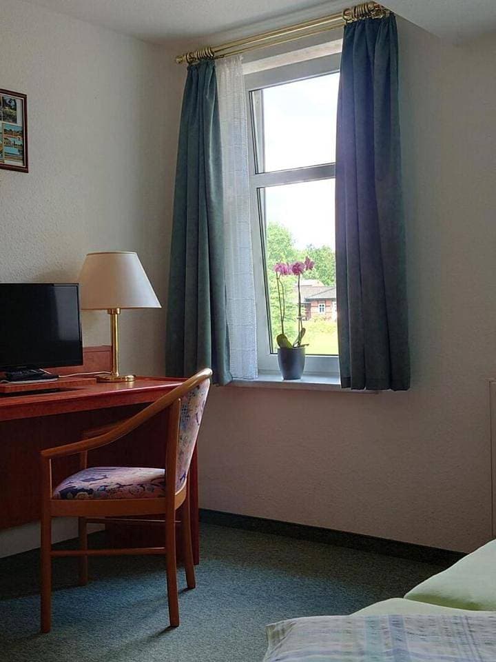 Foto 6 von 7: Double Room with Private Bathroom