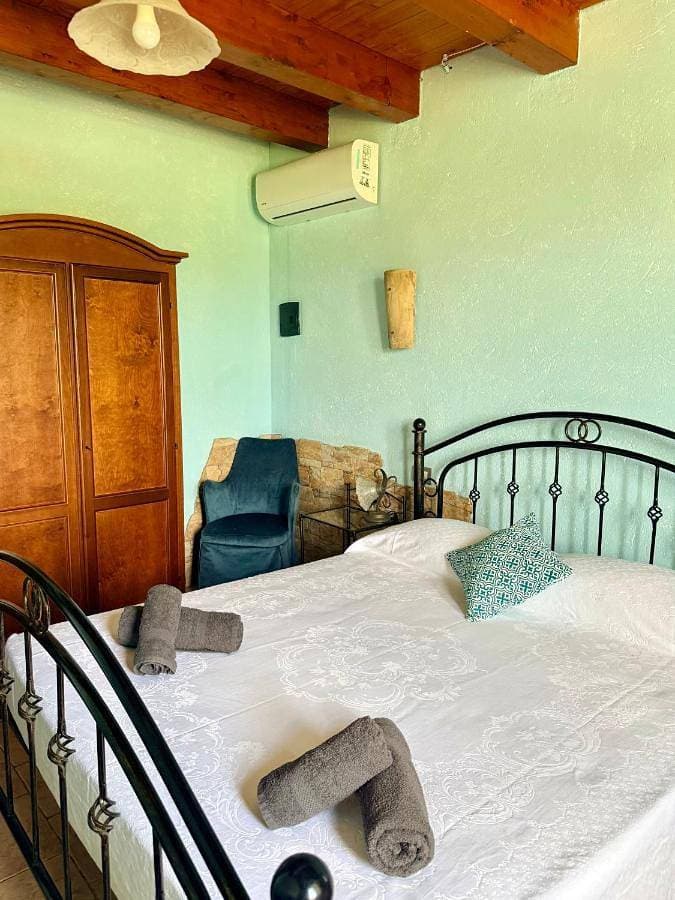 Foto 4 von 6: Deluxe Double Room (1 adult + 1 child)