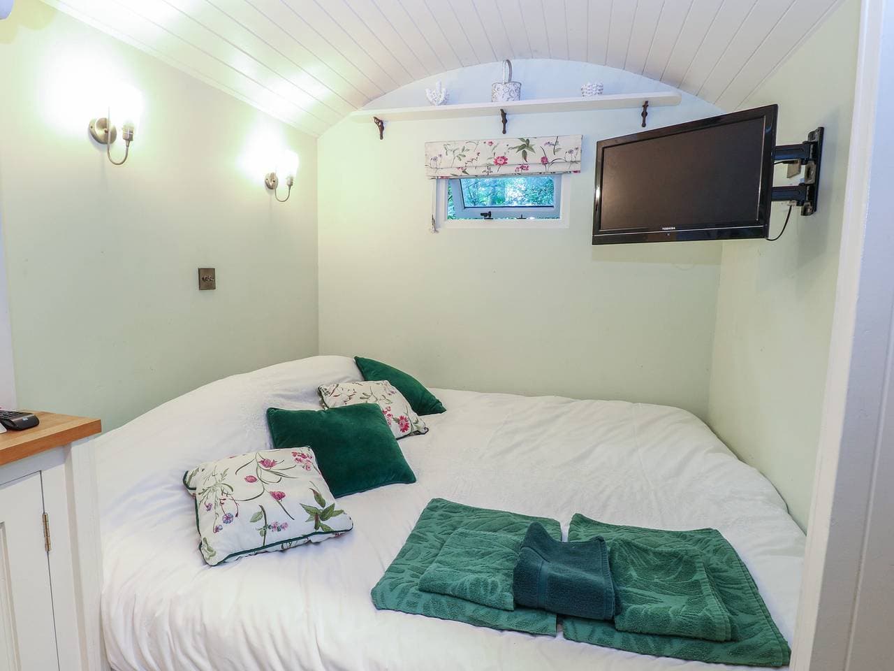 Foto 12 von 26: Hütte für 2 Personen mit Garten