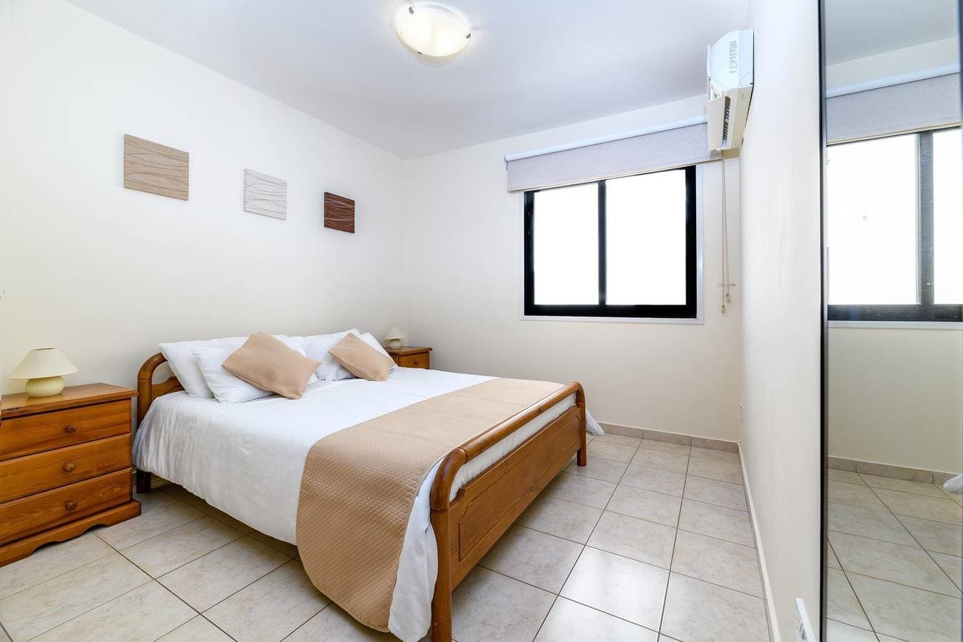 Foto 3 von 30: Ferienwohnung für 4 Personen mit Terrasse