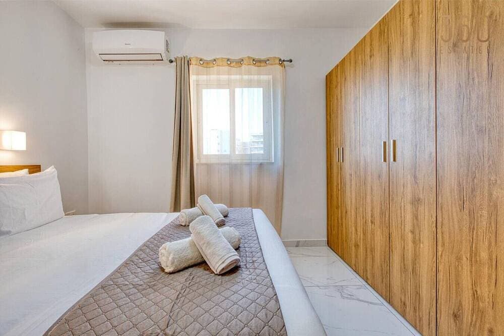 Foto 5 von 28: Seafront 2Br fully equipped home w/comfy bed Qawra
