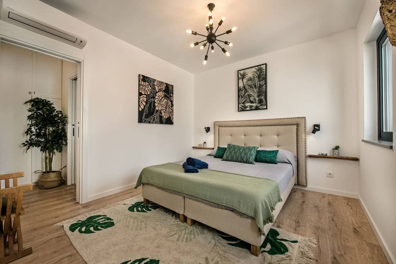 Foto 9 von 23: Casinha da Sorte · Stylish & Unique House In The H