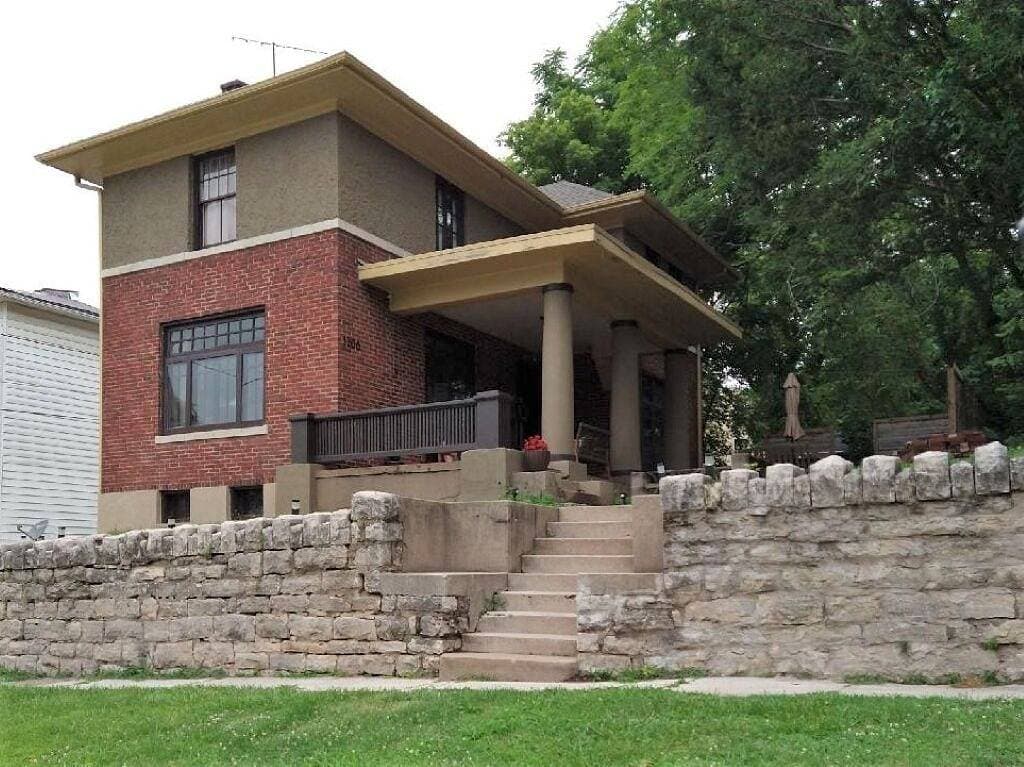 Foto 8 von 27: Historisches Haus im Präriestil von Frank Lloyd Wright Disciple