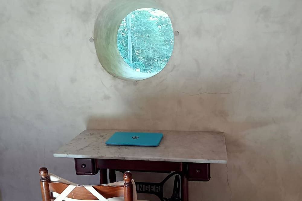 Foto 6 von 8: Gîte de Montagne, Chauffé au Bois Dans un Cadre Naturel Exeptionnel
