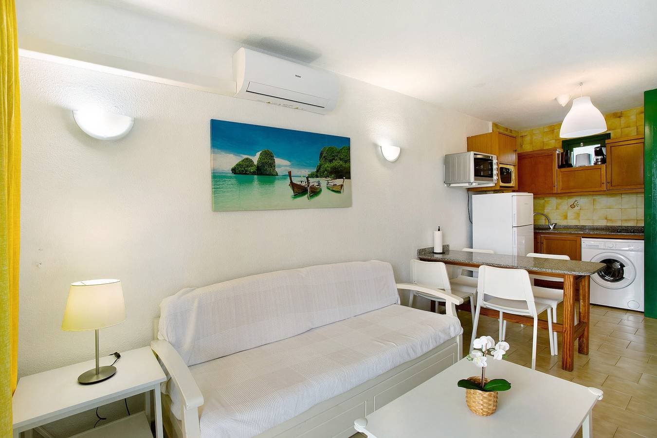Foto 3 von 19: Ferienhaus 'Casa Puerto Rico' mit Meerblick, Gemeinschaftspool, Balkon und WLAN