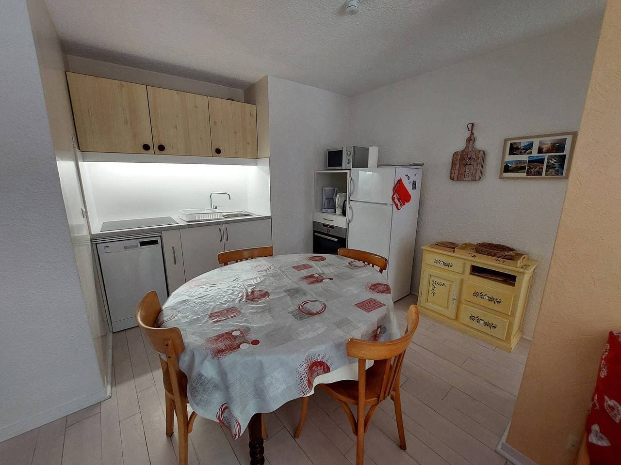 Foto 4 von 14: Wohnung 6 Pers, Südbalkon, nahe Langlaufloipen