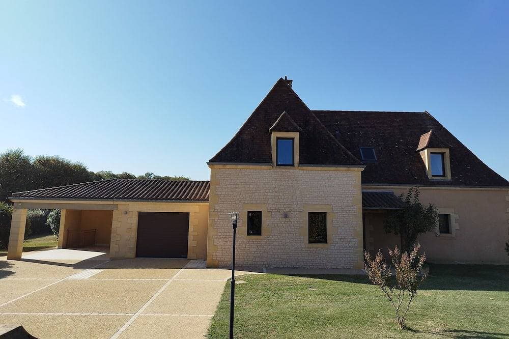 Foto 13 von 30: Villa Pesquier Périgord, beheiztes Hallenbad, in der Nähe von Sarlat