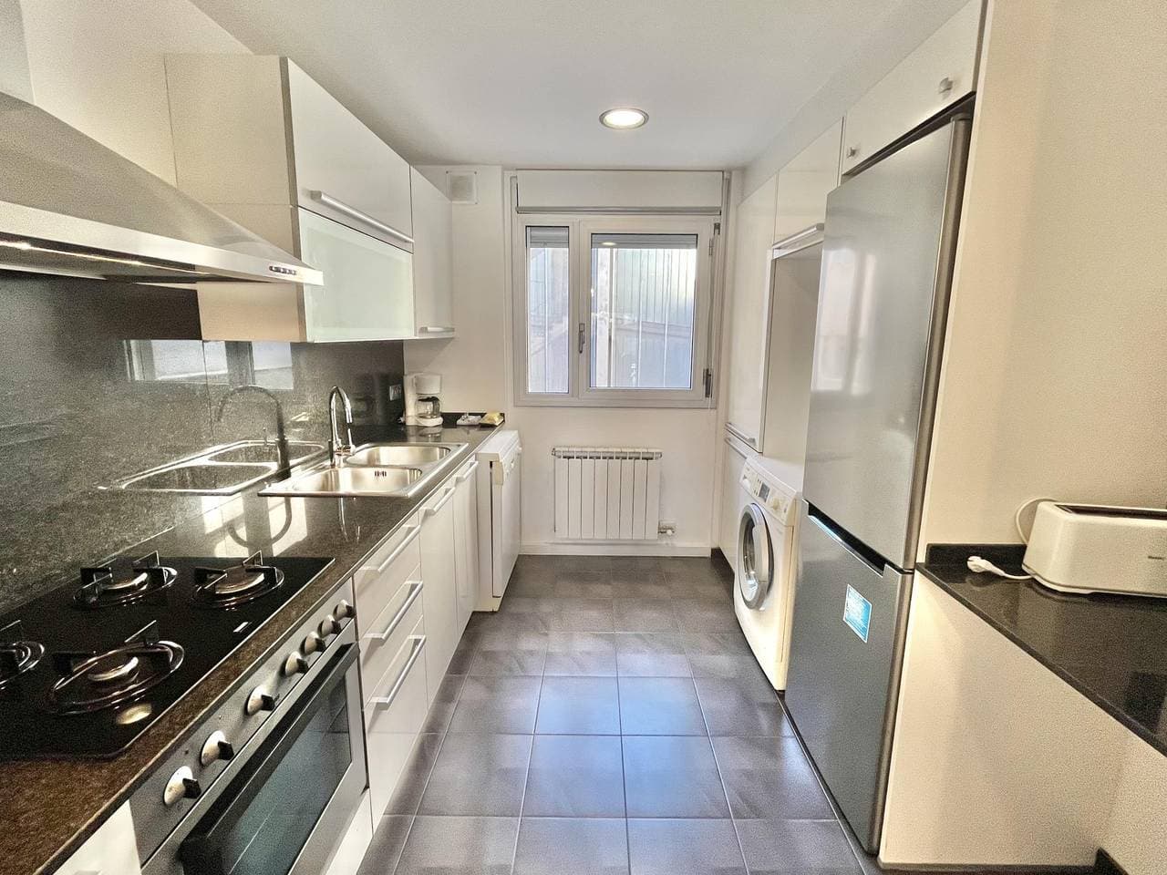 Foto 8 von 23: Ferienwohnung für 4 Personen mit Balkon/Terrasse