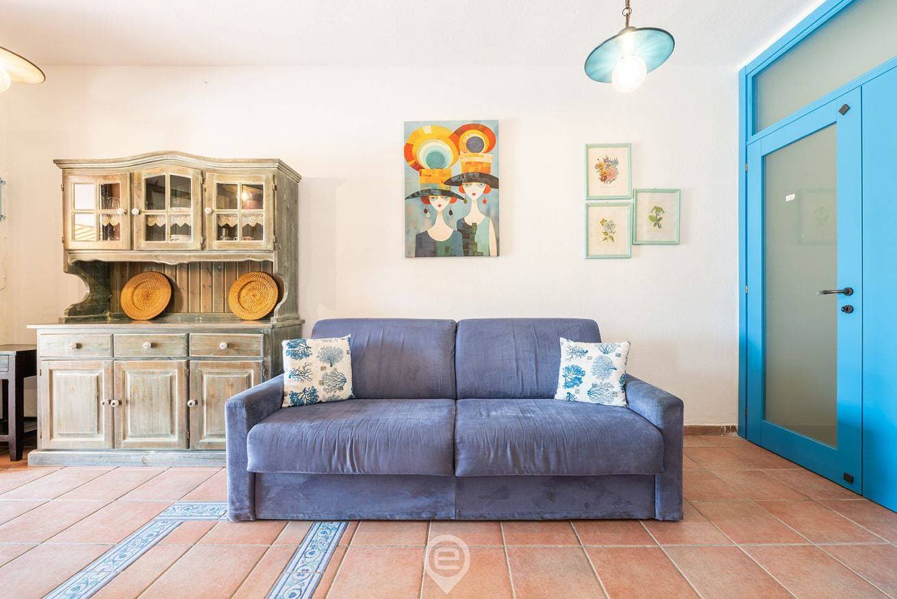 Foto 9 von 37: Ferienhaus für 4 Personen mit Pool