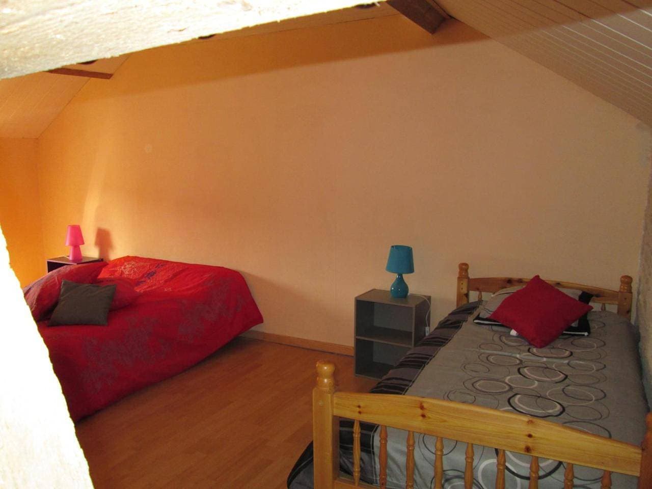 Foto 6 von 6: Quadruple Room