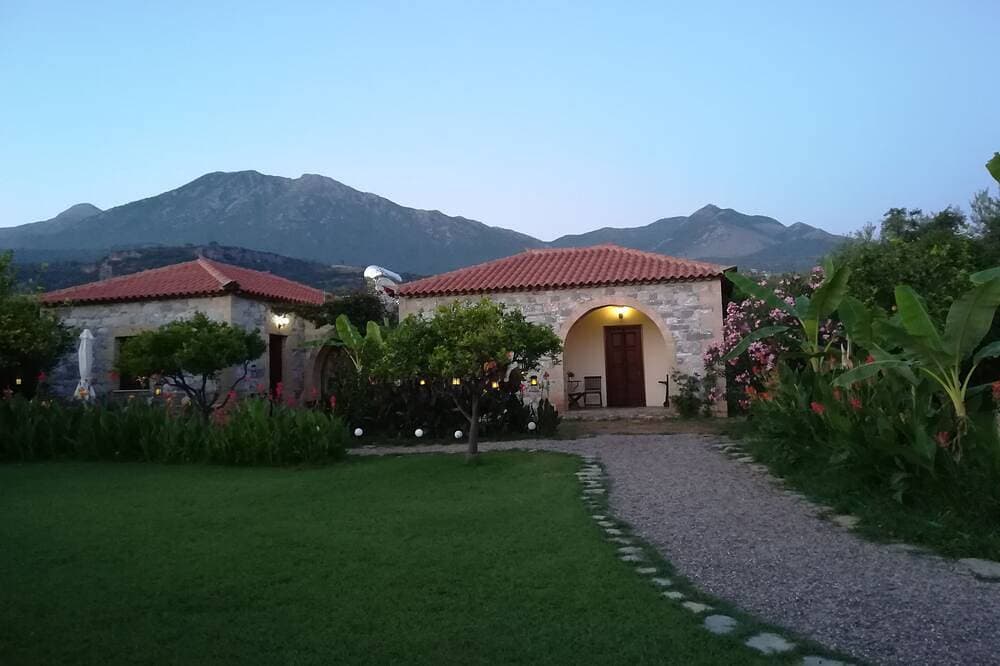 Foto 10 von 30: Modern und liebevoll eingerichteter Natursteinbungalow in wunderschöner Anlage