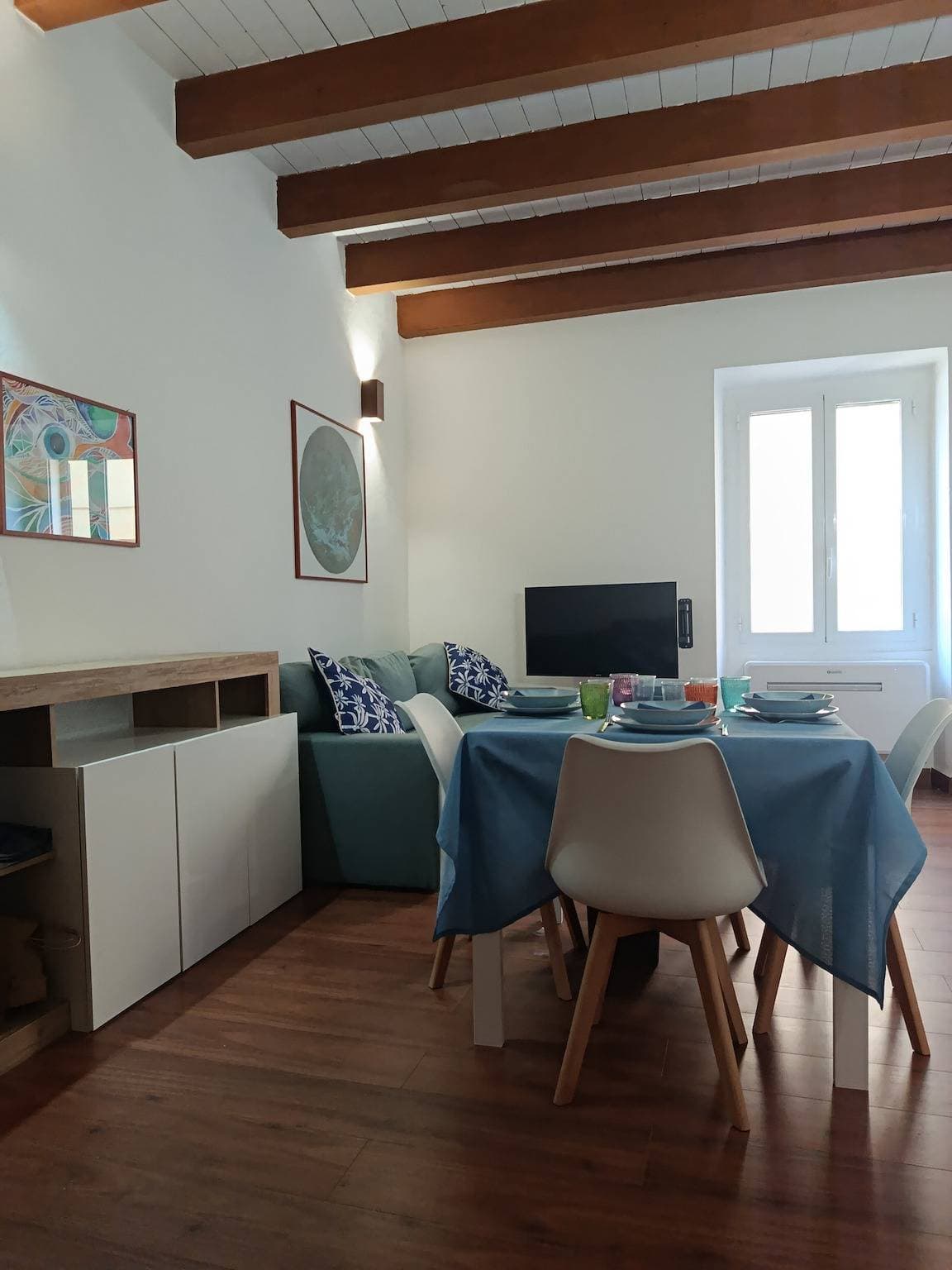 Foto 3 von 19: Ferienwohnung 'Apartament d'artistes' mit Klimaanlage