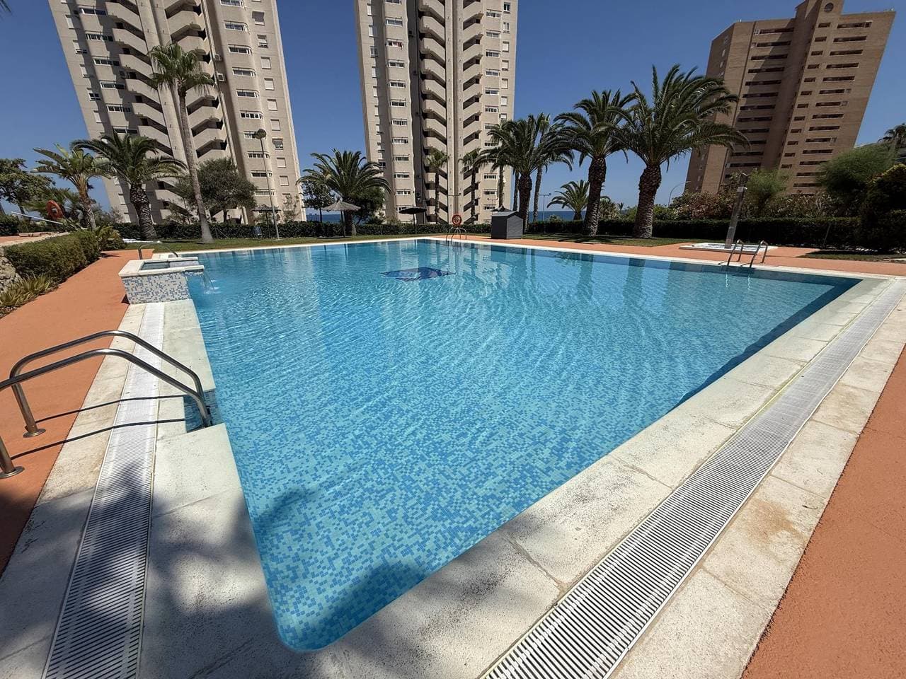 Foto 11 von 47: Ferienwohnung für 6 Personen mit Pool
