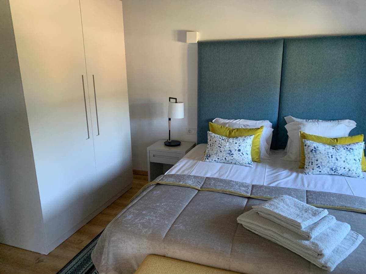 Foto 2 von 10: Economy Double or Twin Room