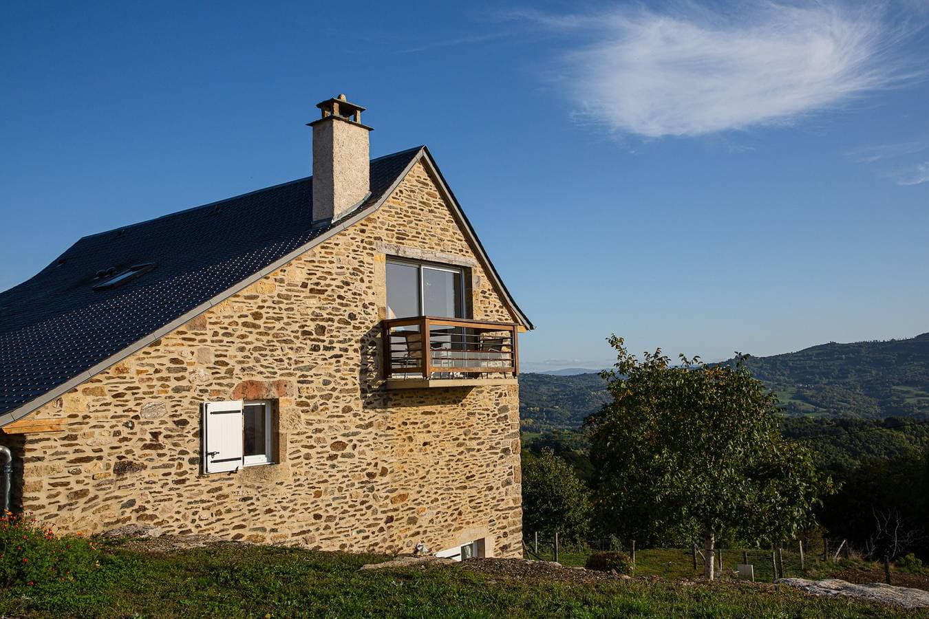 Foto 2 von 35: Charmante Wohnung in Saint-Côme-d'Olt - 80 m² mit Balkon