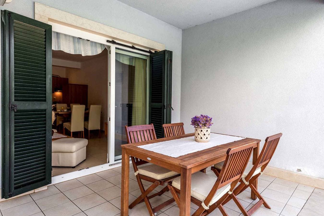 Foto 6 von 38: Ferienwohnung mit Pool