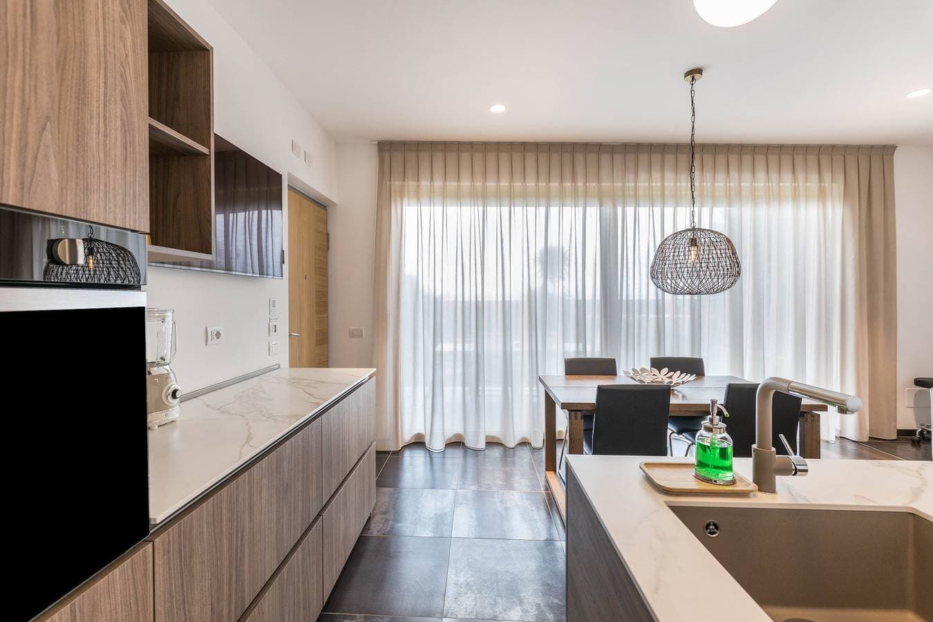 Foto 11 von 26: Ferienwohnung "Bardolino Luxury - Erdgeschoss" mit Seeblick