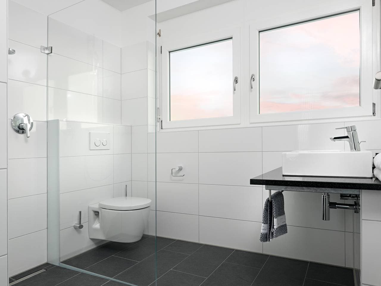Foto 13 von 17: Boutique Hotel Bellevue - Doppelzimmer Standard mit Dusche und Wc
