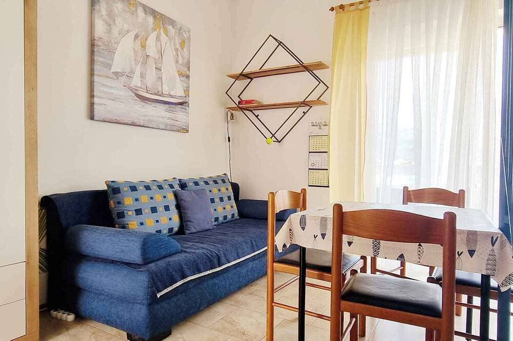 Foto 6 von 25: Studio mit Balkon und Meerblick