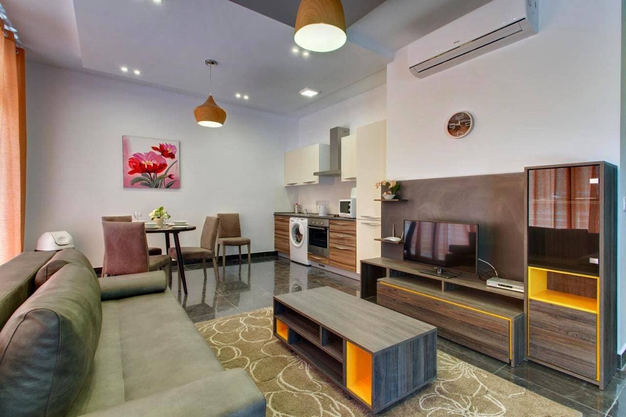 Chalet Apartments 1