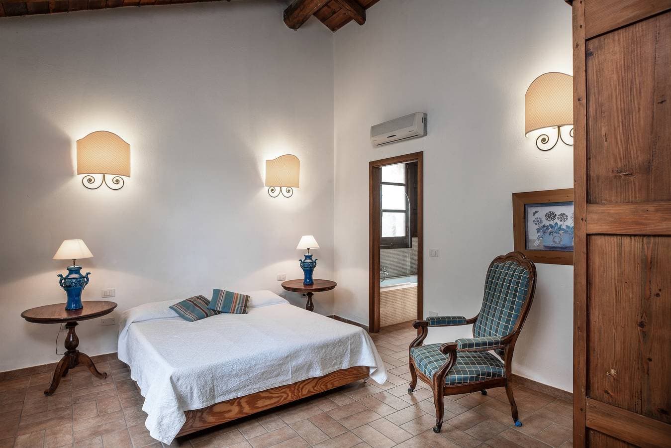 Foto 13 von 29: Villa Fiorita – Ruhige Landhausvilla mit Pool und Meerblick in Sardinien