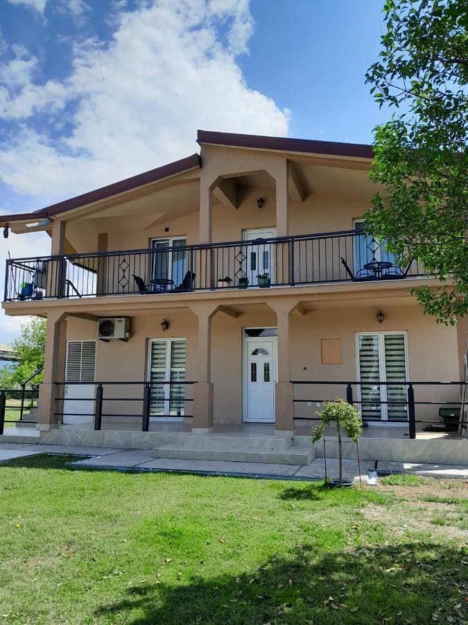 Apartments Zejak 1