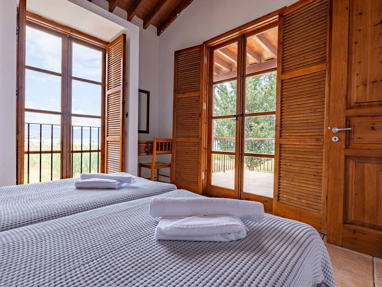 Foto 13 von 27: Beach Front 3-Schlafzimmer-Villa - 1. Linie vom Strand