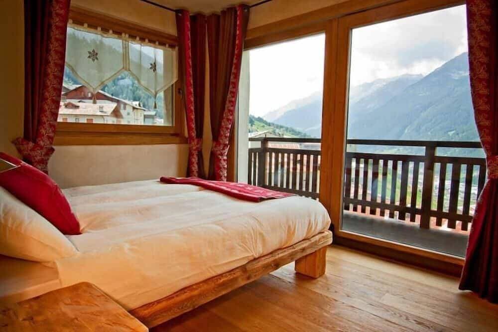 Foto 3 von 22: Alpiner Charme & Grüne Seele: Drei-Zimmer-Wohnung mit Blick und Garten