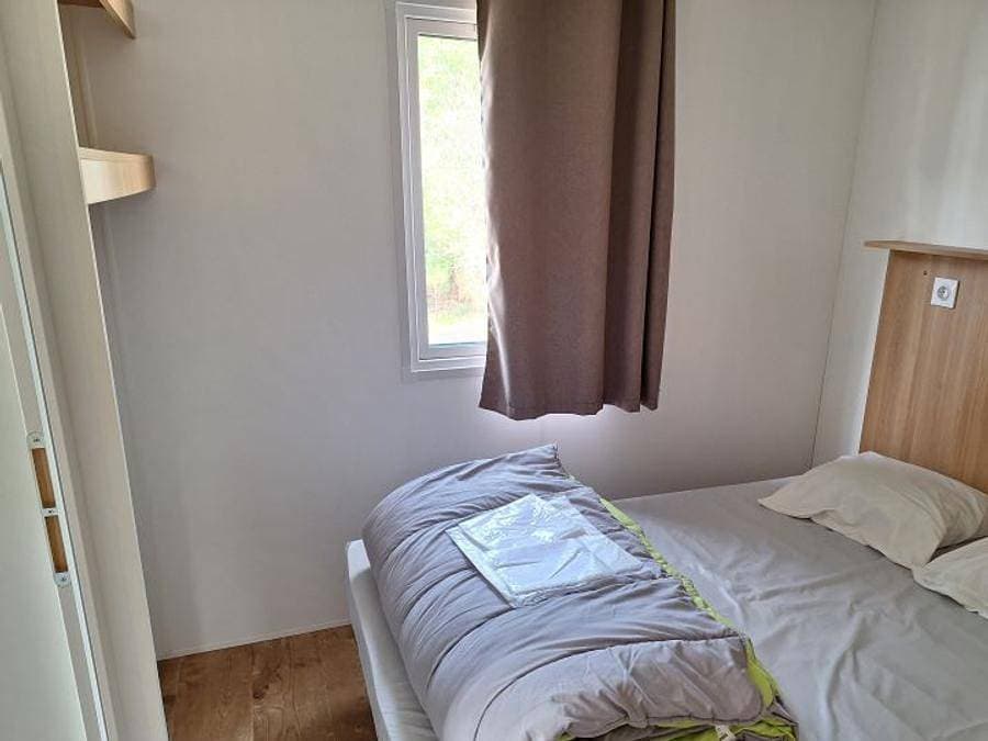 Foto 3 von 23: Camping La Chapelette - Mobilheim 2 personen - M.H. 1 ch
