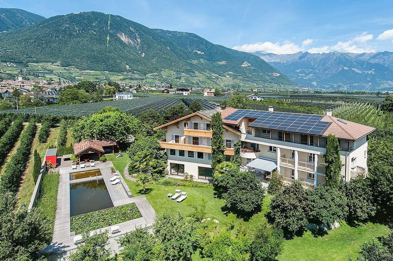 Foto 6 von 26: Ferienwohnung "Weinsepphof 2" mit Bergblick, Pool, WLAN, Garten & Balkon
