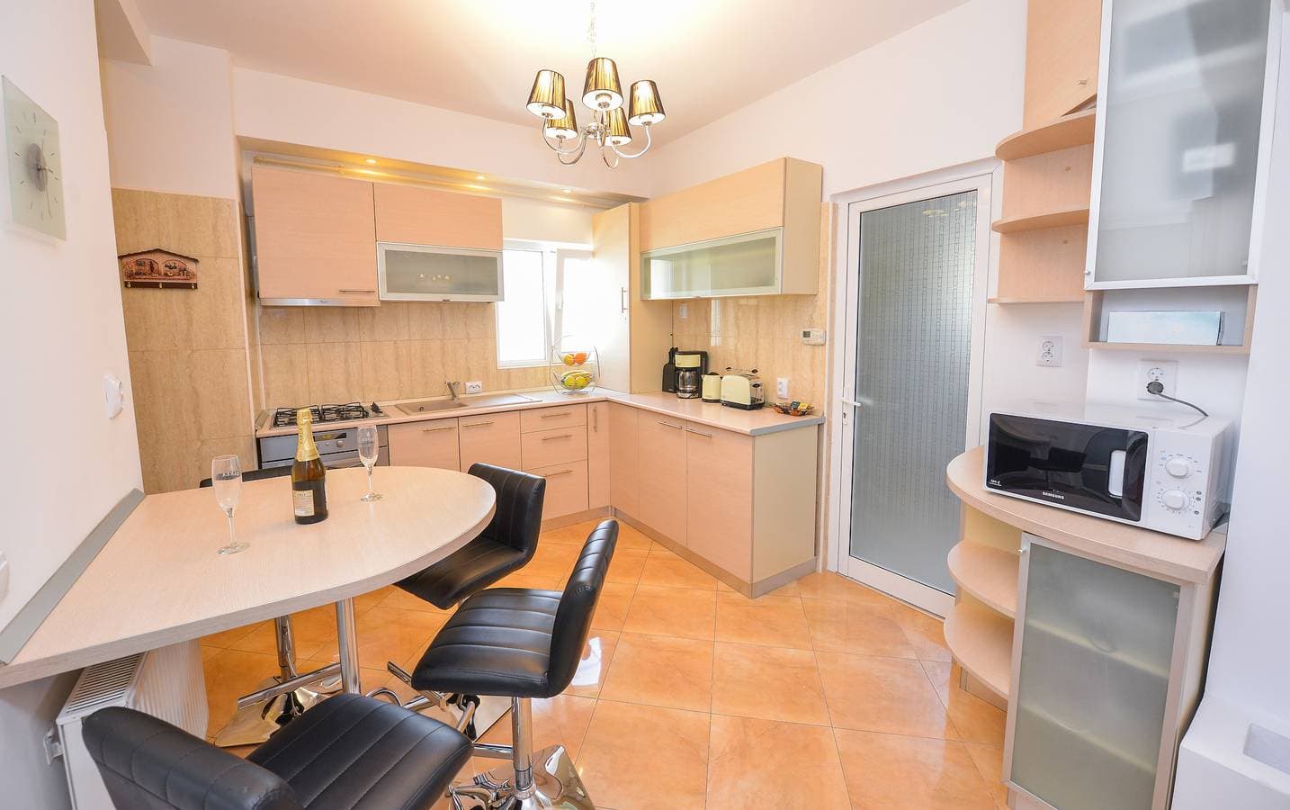Foto 4 von 25: Cismigiu Apartment - Cismigiu Gärten